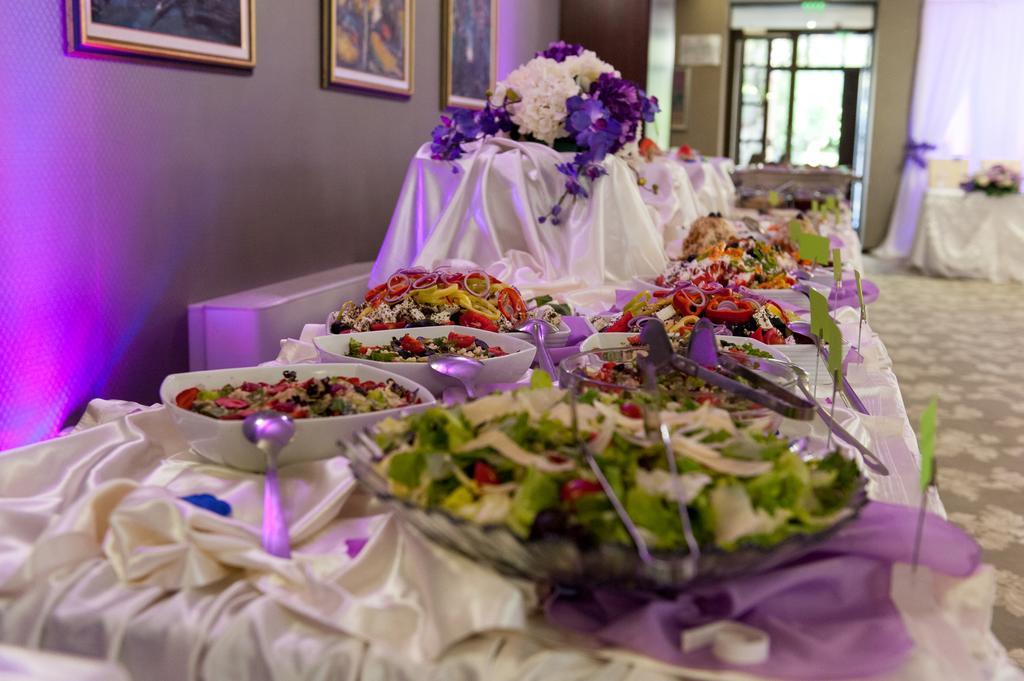 Hotel Monte Cristo Yukarı Cuma Dış mekan fotoğraf